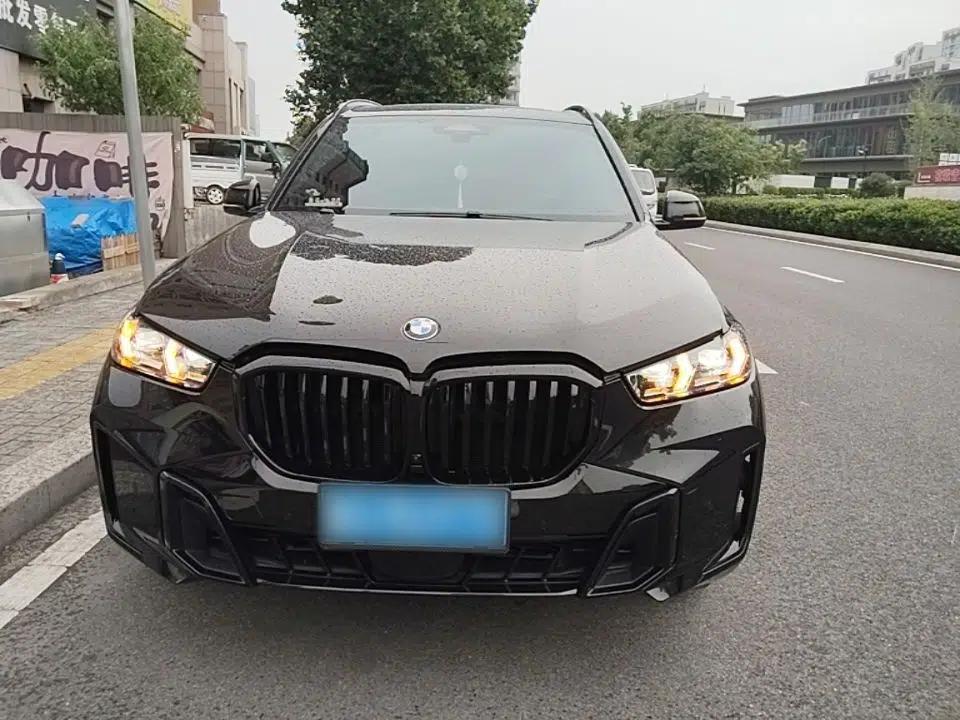 BMW X5 2023 xDrive 40Li M Sport Night Edition Package — миниатюра 2