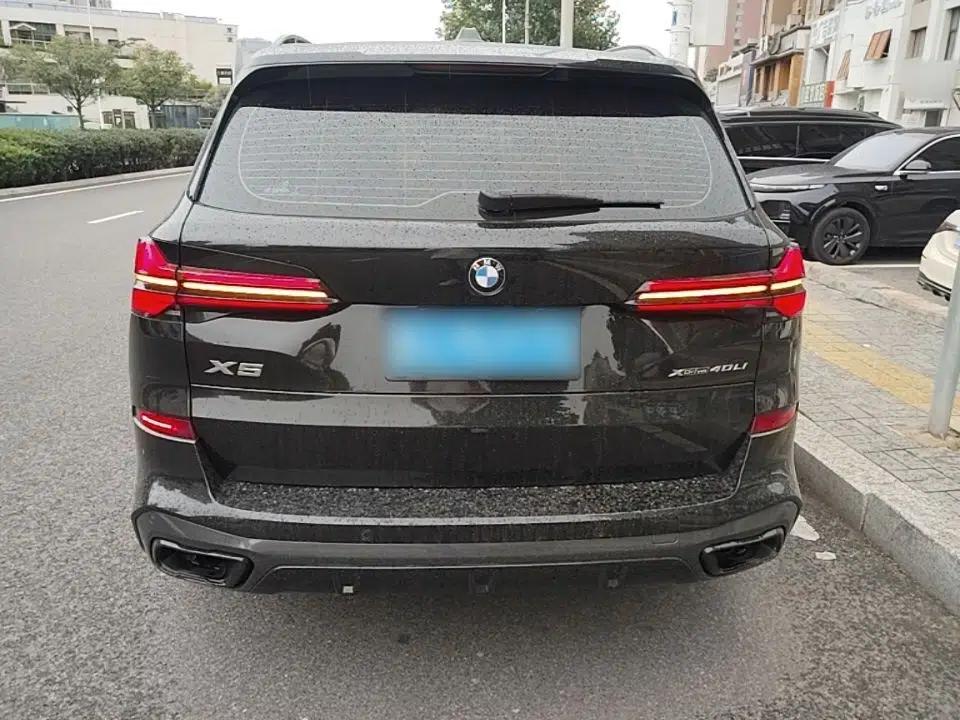 BMW X5 2023 xDrive 40Li M Sport Night Edition Package — миниатюра 5
