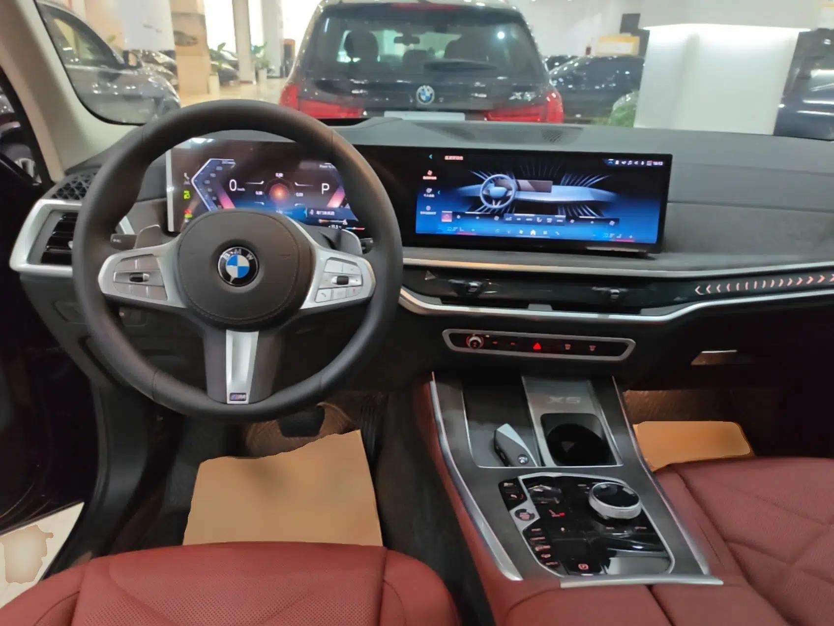 BMW X5 2023 xDrive 30Li Luxury M Sport Night Edition Package — миниатюра 12