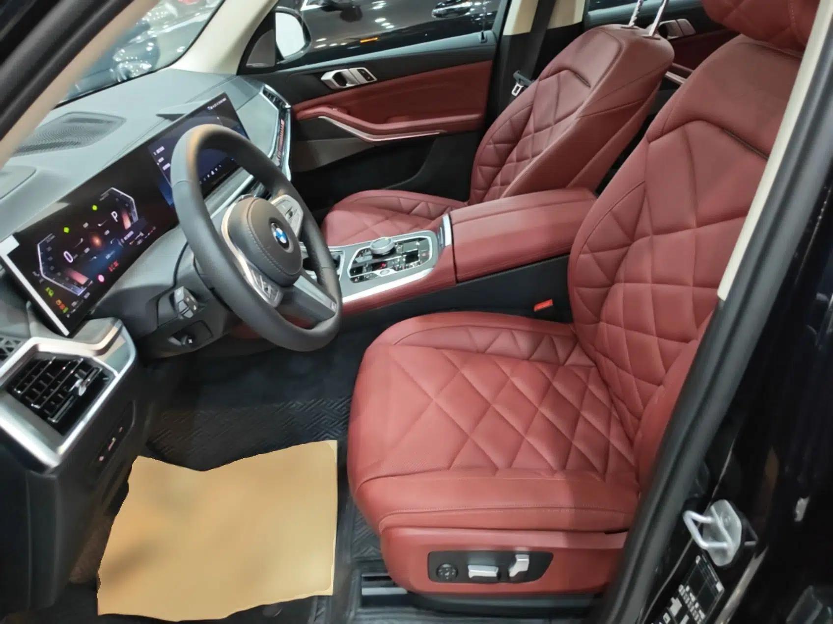 BMW X5 2023 xDrive 30Li Luxury M Sport Night Edition Package — миниатюра 17