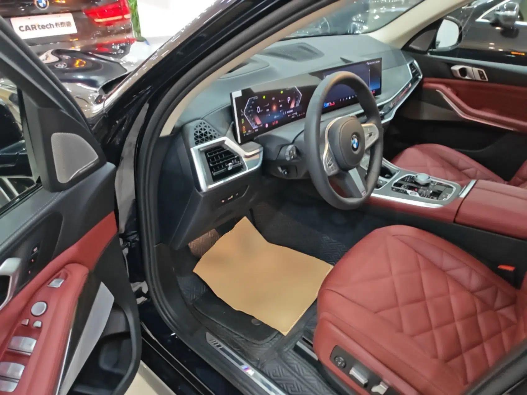 BMW X5 2023 xDrive 30Li Luxury M Sport Night Edition Package — миниатюра 18
