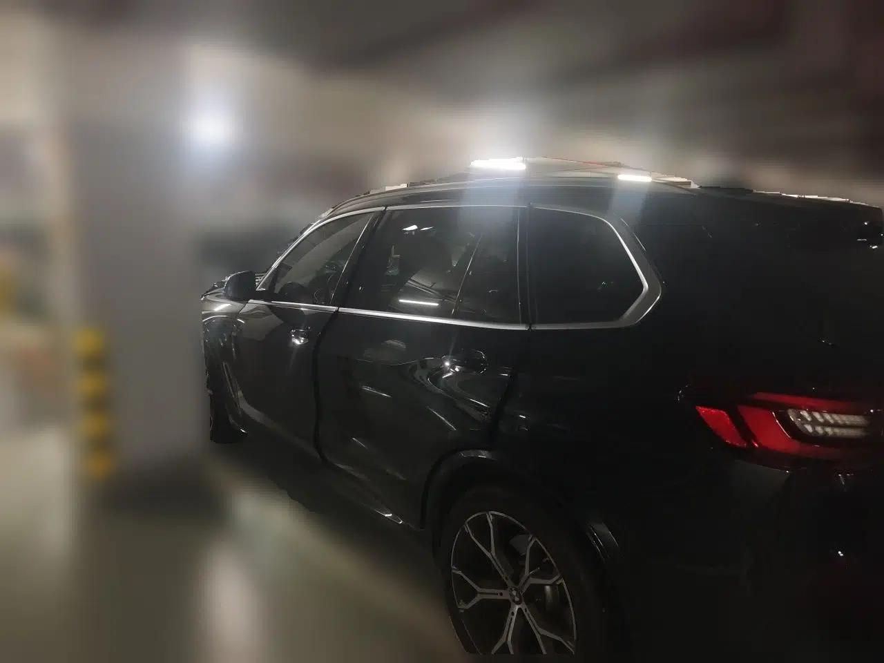 BMW X5 2022 xDrive 40Li M Sport Package — миниатюра 4