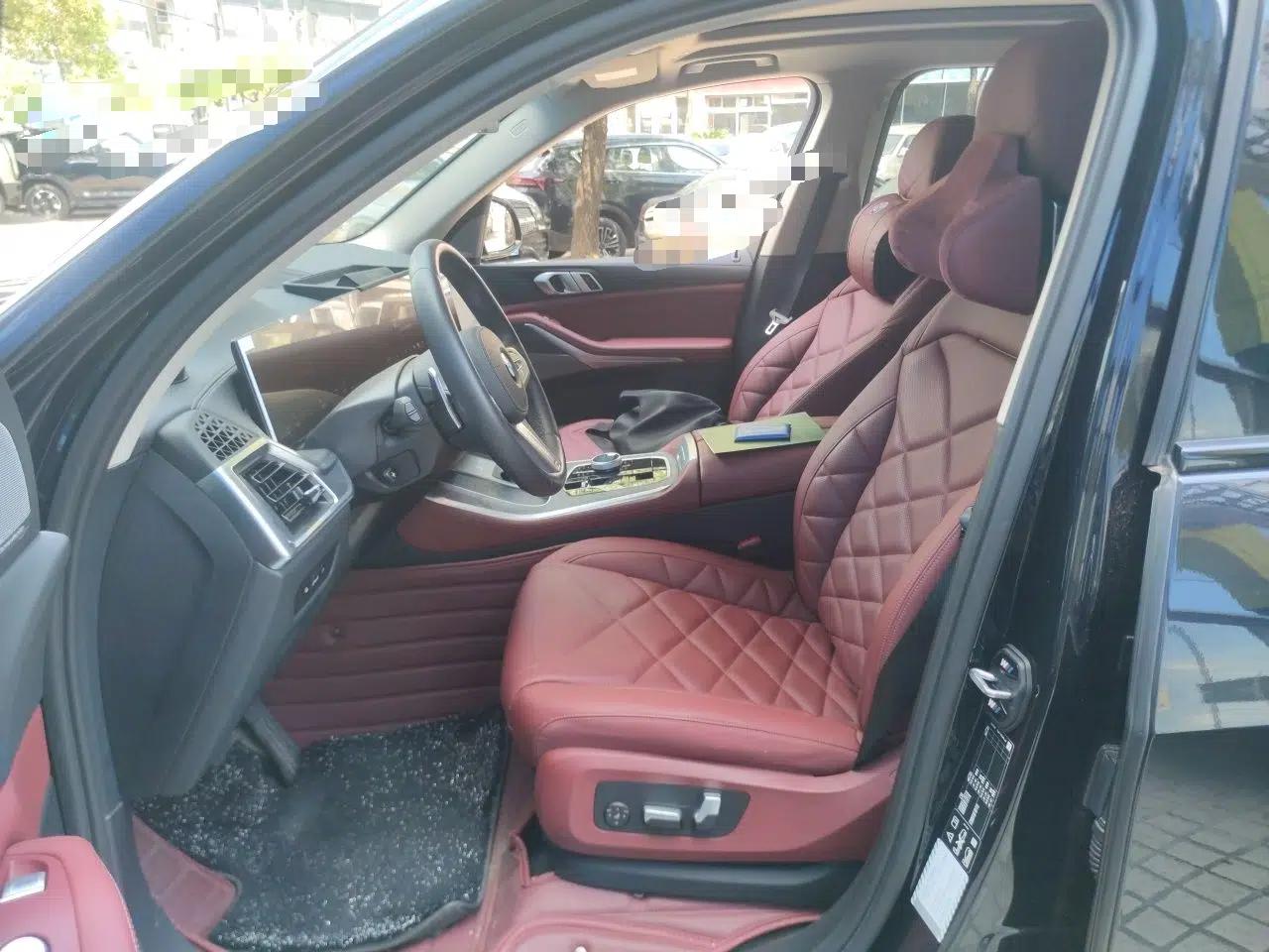 BMW X5 2023 xDrive 30Li Luxury M Sport Night Edition Package — миниатюра 15