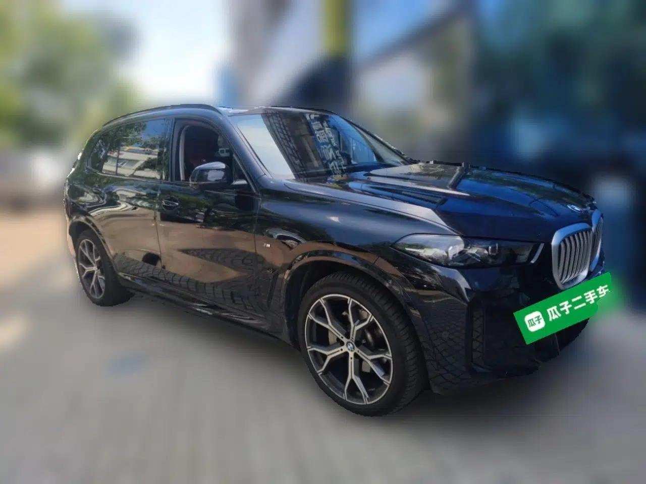 BMW X5 2023 xDrive 30Li Luxury M Sport Night Edition Package — миниатюра 3