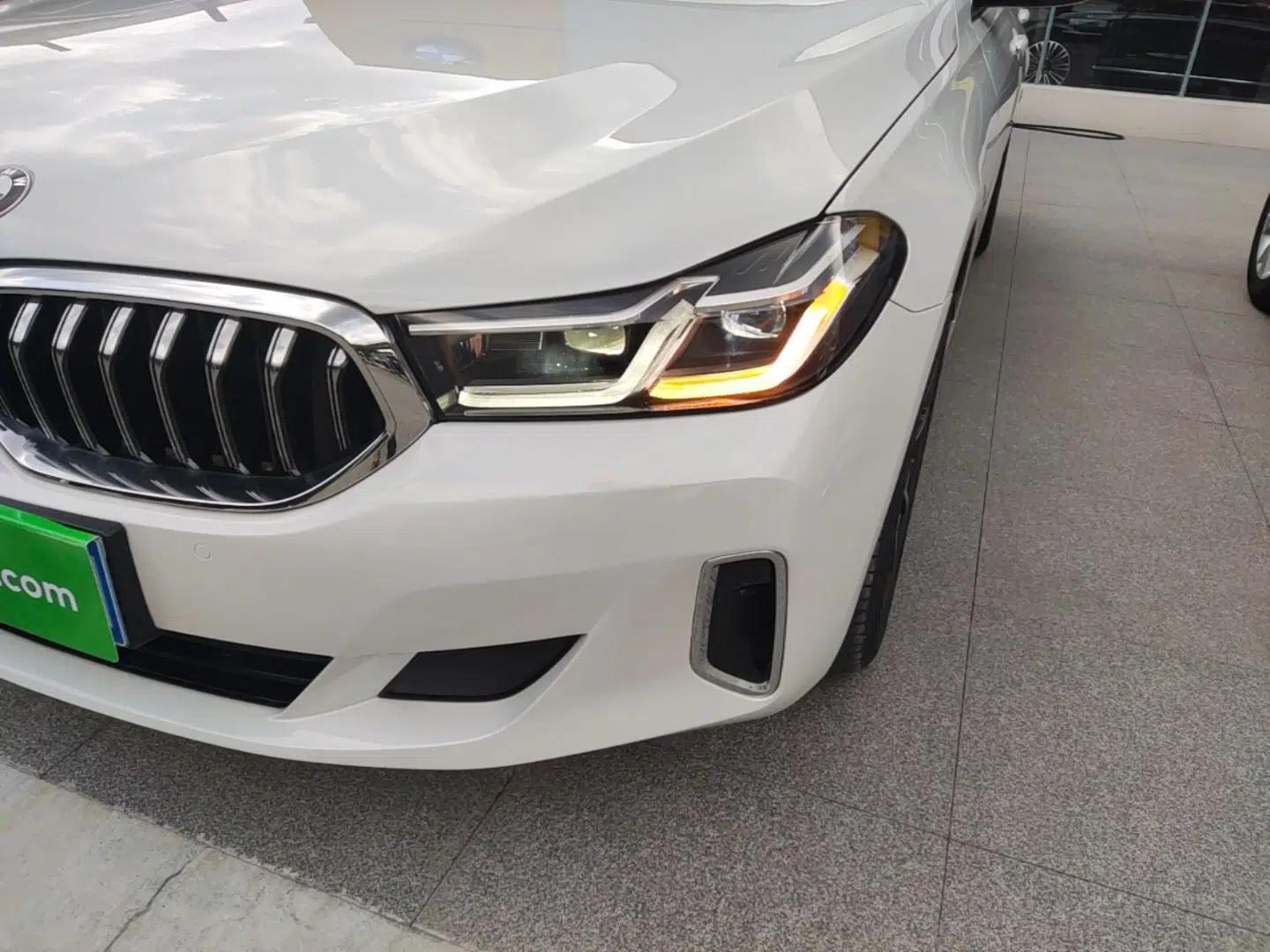 BMW 6 Series GT 2021 630i Luxury Design Package — миниатюра 8