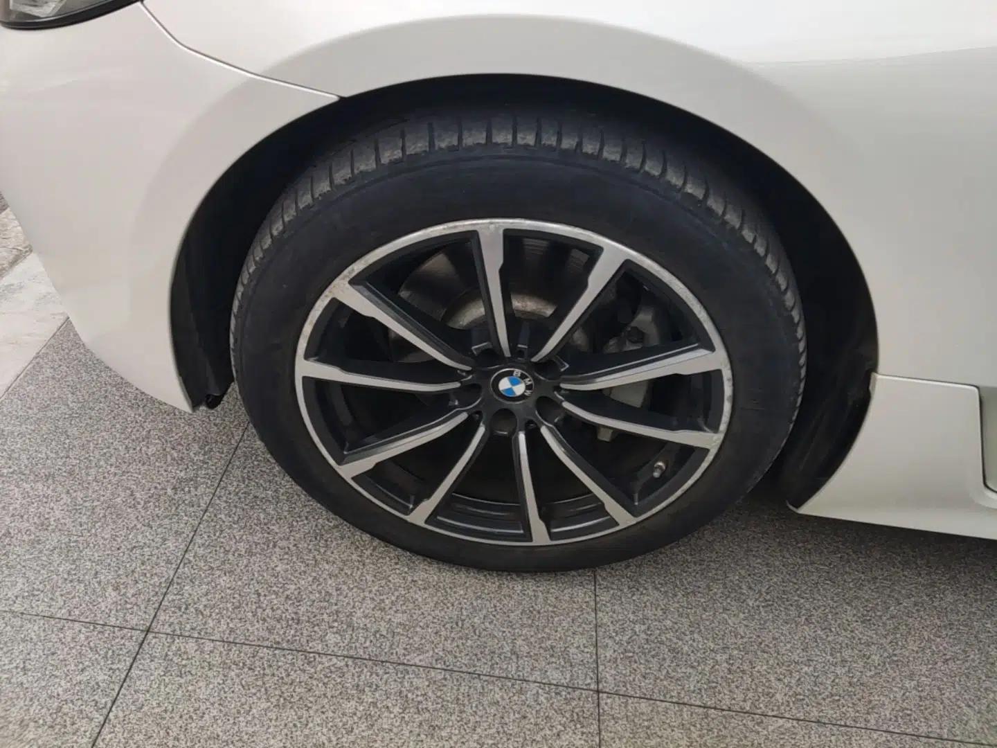 BMW 6 Series GT 2021 630i Luxury Design Package — миниатюра 10