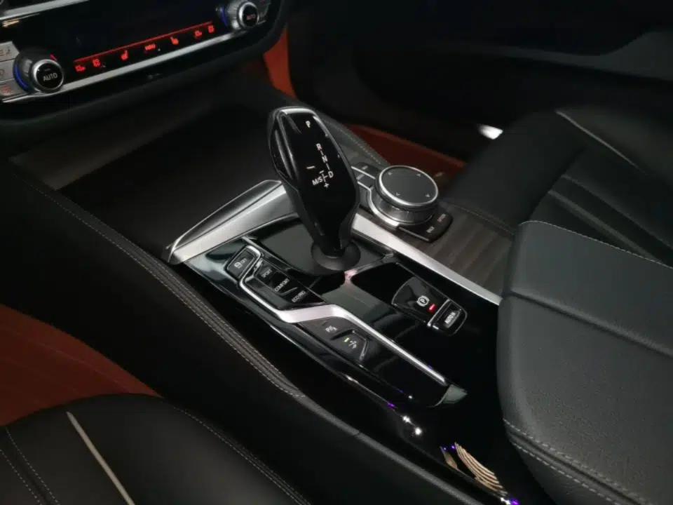 BMW 6 Series GT 2021 630i Luxury Design Package — миниатюра 16