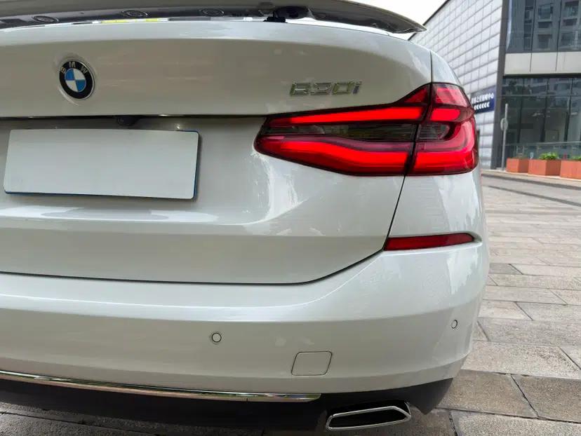 BMW 6 Series GT 2021 630i Luxury Design Package — миниатюра 11
