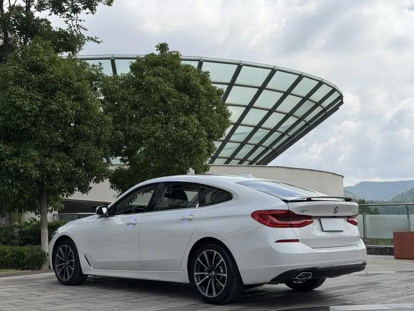 BMW 6 Series GT 2021 630i Luxury Design Package — миниатюра 13