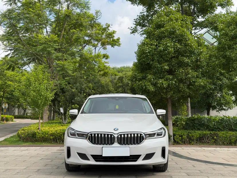 BMW 6 Series GT 2021 630i Luxury Design Package — миниатюра 14