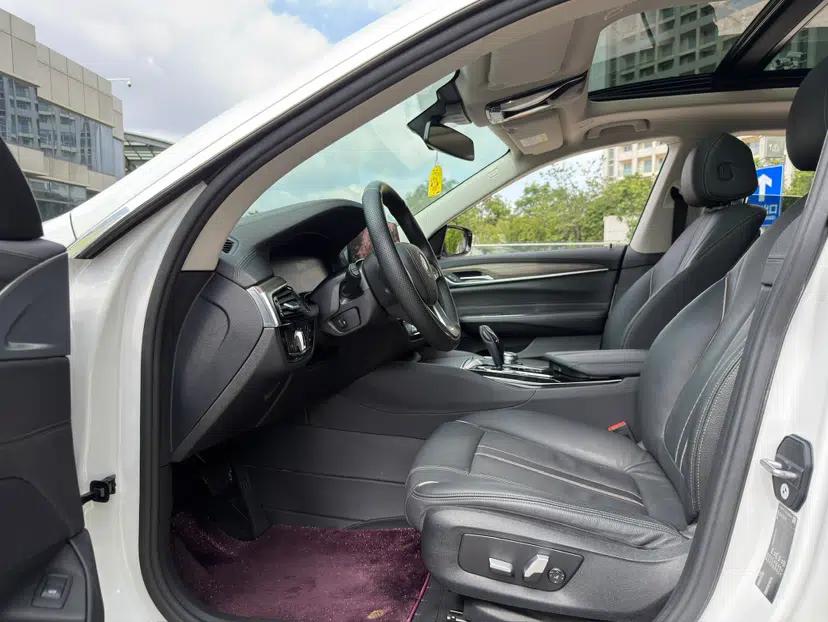 BMW 6 Series GT 2021 630i Luxury Design Package — миниатюра 21
