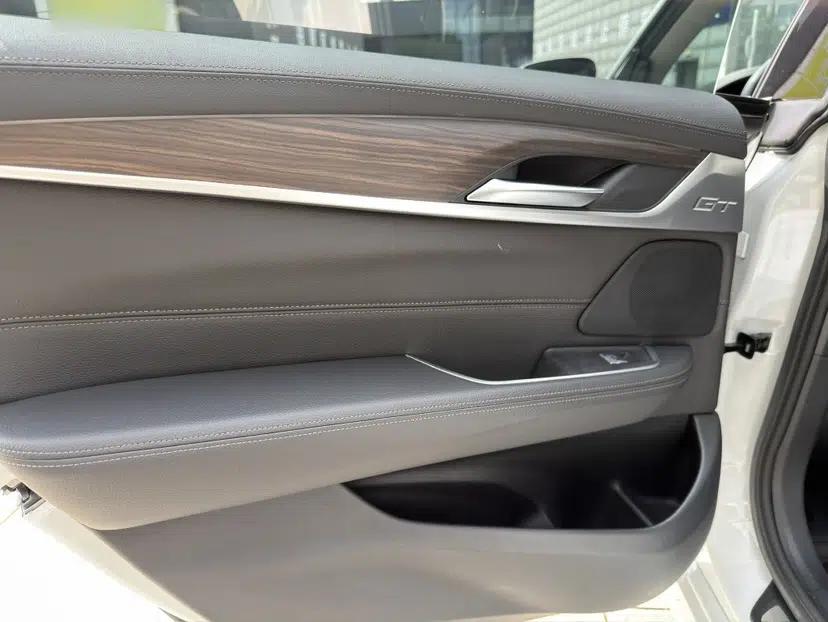 BMW 6 Series GT 2021 630i Luxury Design Package — миниатюра 31