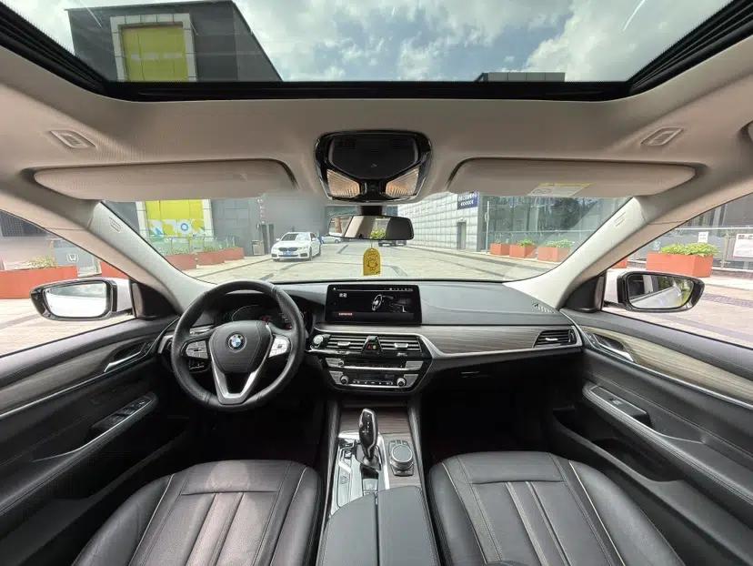 BMW 6 Series GT 2021 630i Luxury Design Package — миниатюра 32
