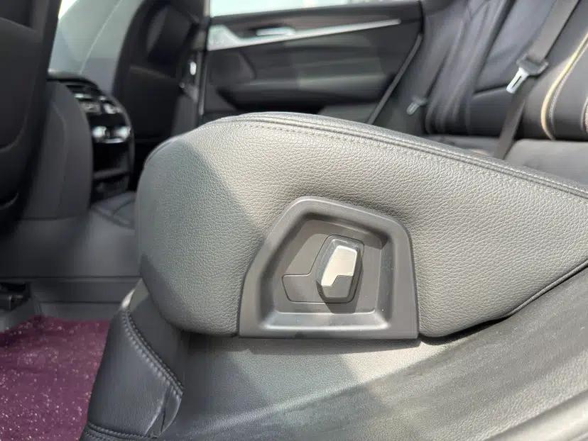BMW 6 Series GT 2021 630i Luxury Design Package — миниатюра 35
