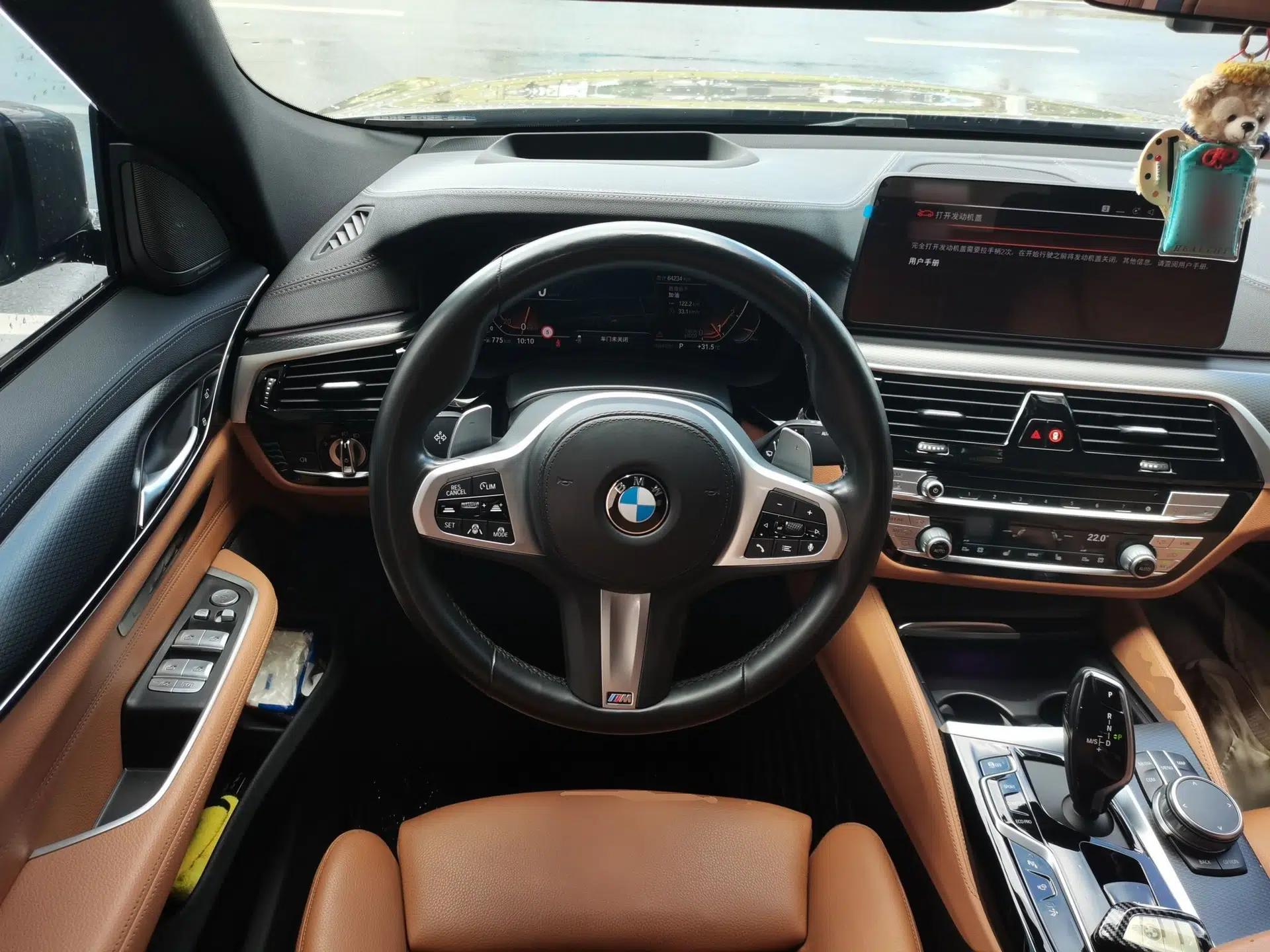 BMW 6 Series GT 2021 630i M Sport Package — миниатюра 10