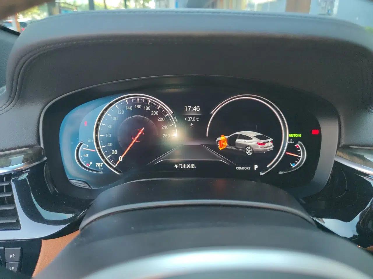 BMW 6 Series GT 2018 630i M Sport Package — миниатюра 11
