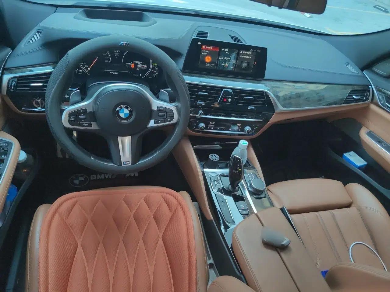 BMW 6 Series GT 2018 630i M Sport Package — миниатюра 9