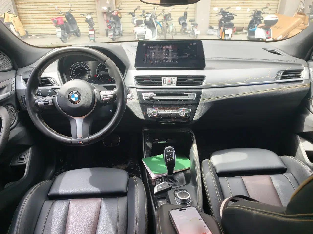 BMW X2 2023 xDrive 25i Shining Edition — миниатюра 9