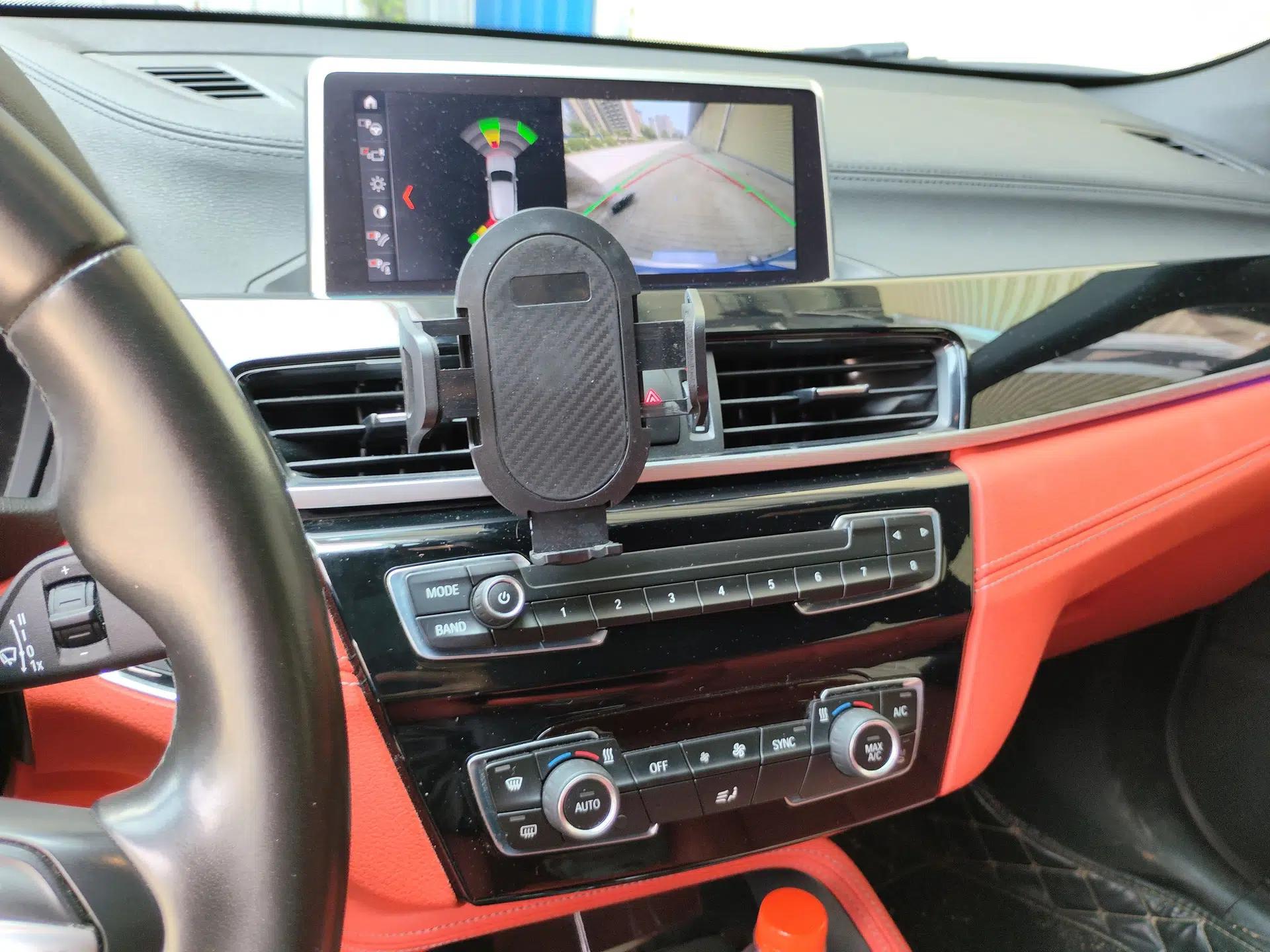 BMW X2 2020 sDrive25i Leading Model M Sport Package — миниатюра 13