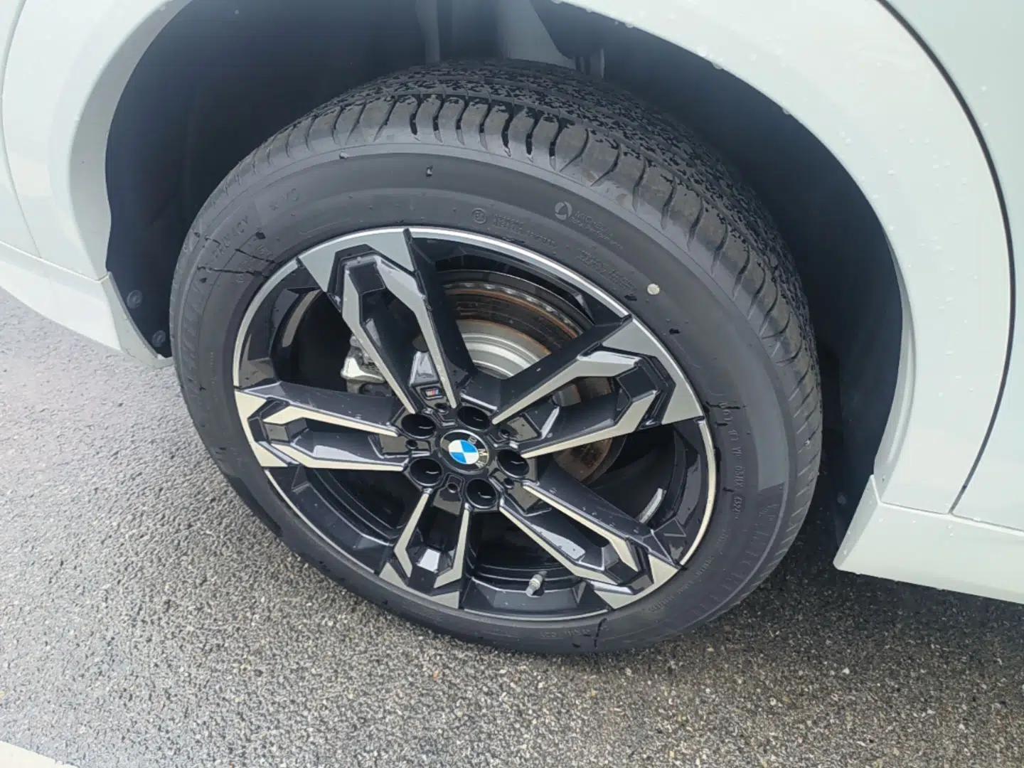 BMW X2 2024 sDrive25i M Sport Package — миниатюра 11