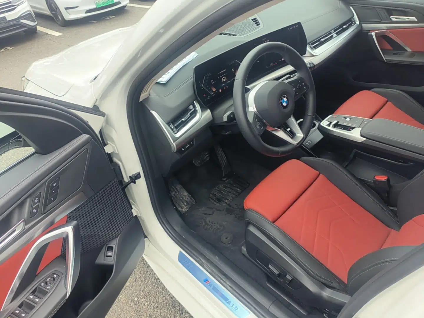 BMW X2 2024 sDrive25i M Sport Package — миниатюра 23