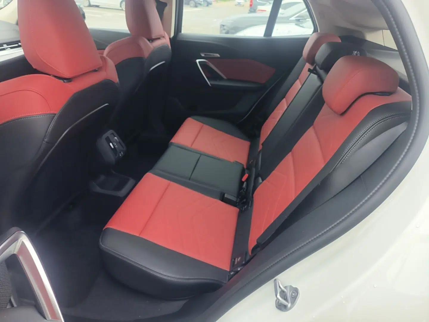 BMW X2 2024 sDrive25i M Sport Package — миниатюра 25