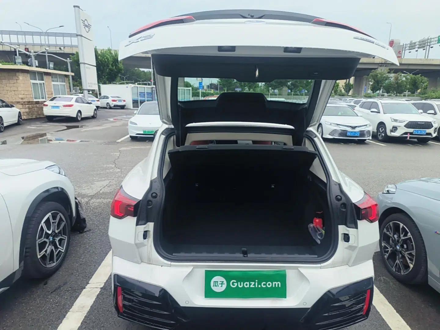 BMW X2 2024 sDrive25i M Sport Package — миниатюра 27
