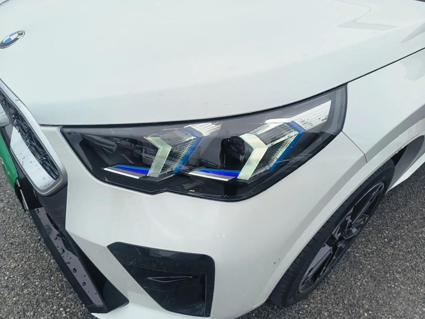 BMW X2 2024 sDrive25i M Sport Package — миниатюра 8