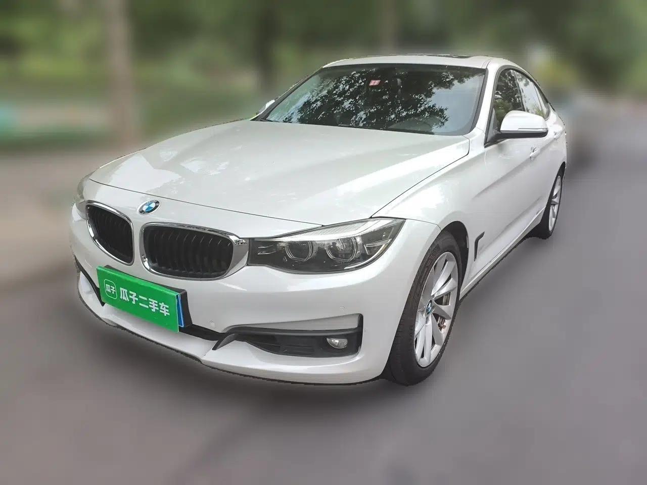 BMW 3 Series GT 2018 320i Sport Edition — миниатюра 1