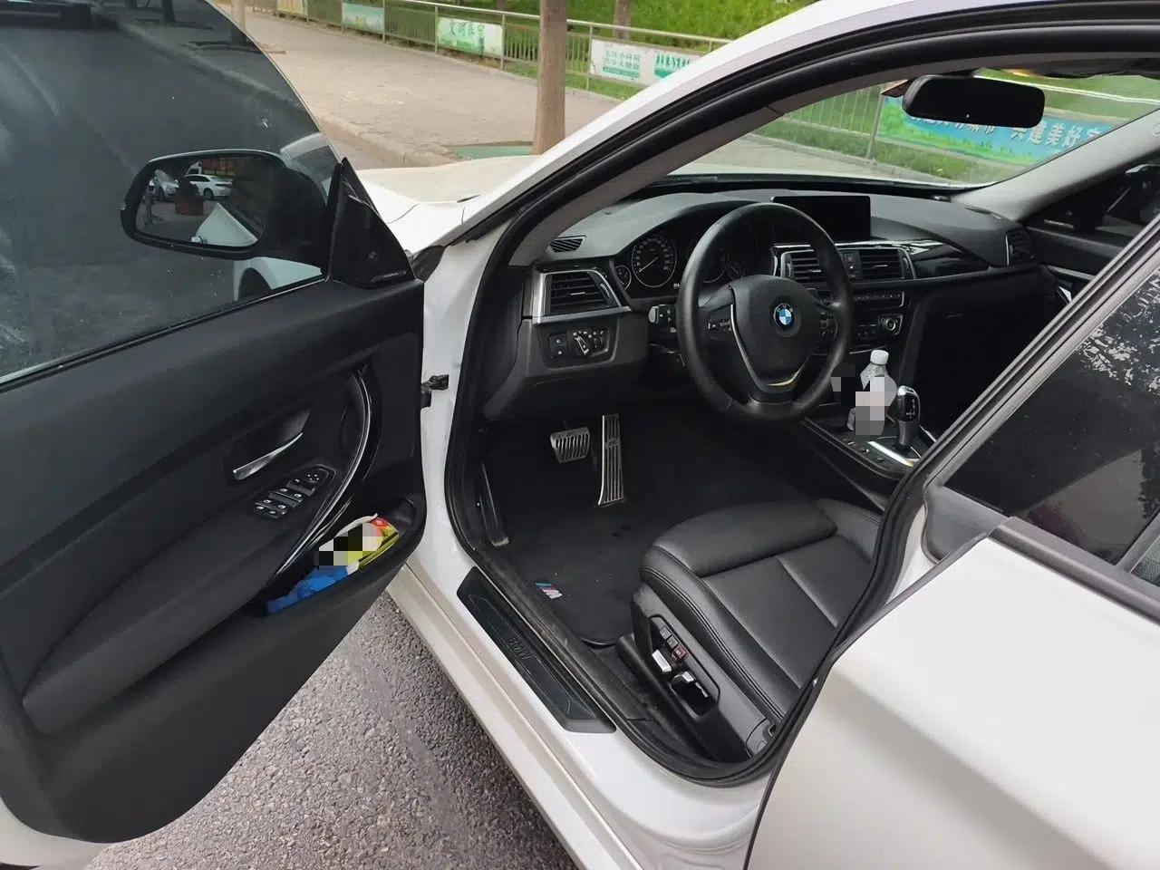 BMW 3 Series GT 2018 320i Sport Edition — миниатюра 16