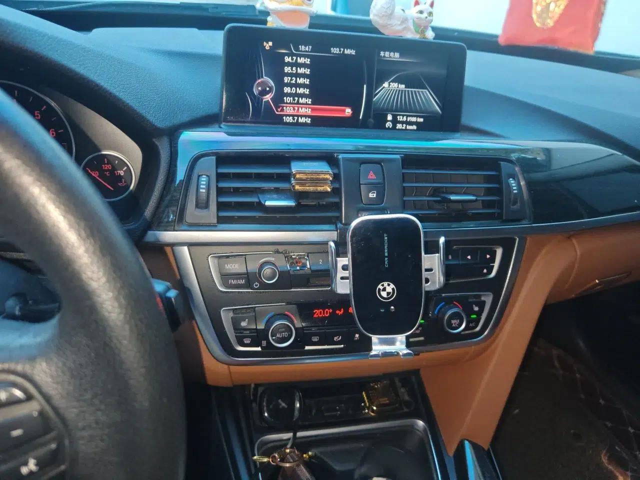 BMW 3 Series GT 2013 320i Leading Model — миниатюра 13