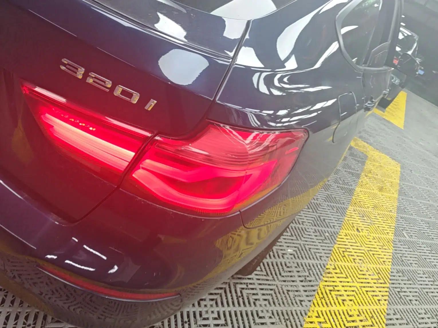 BMW 3 Series GT 2019 320i Sport Edition — миниатюра 9