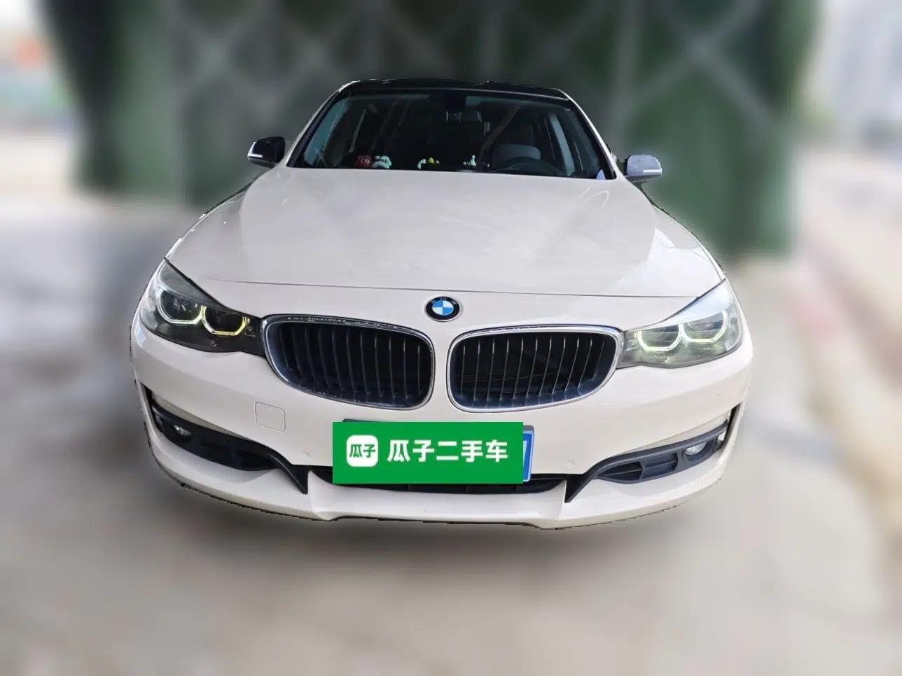 BMW 3 Series GT 2018 320i Sport Edition — миниатюра 2