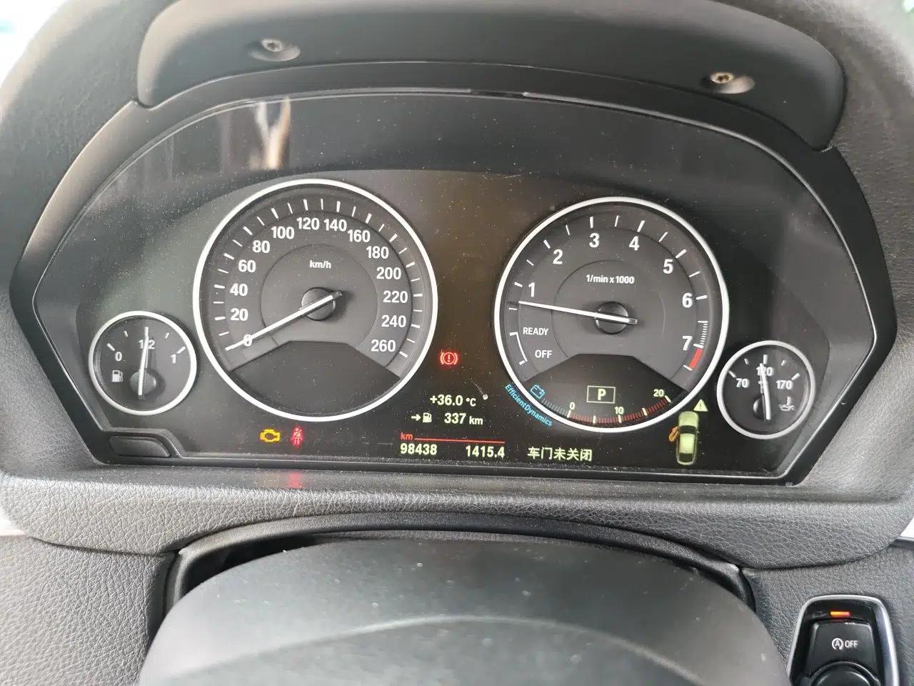 BMW 3 Series GT 2018 320i Sport Edition — миниатюра 11