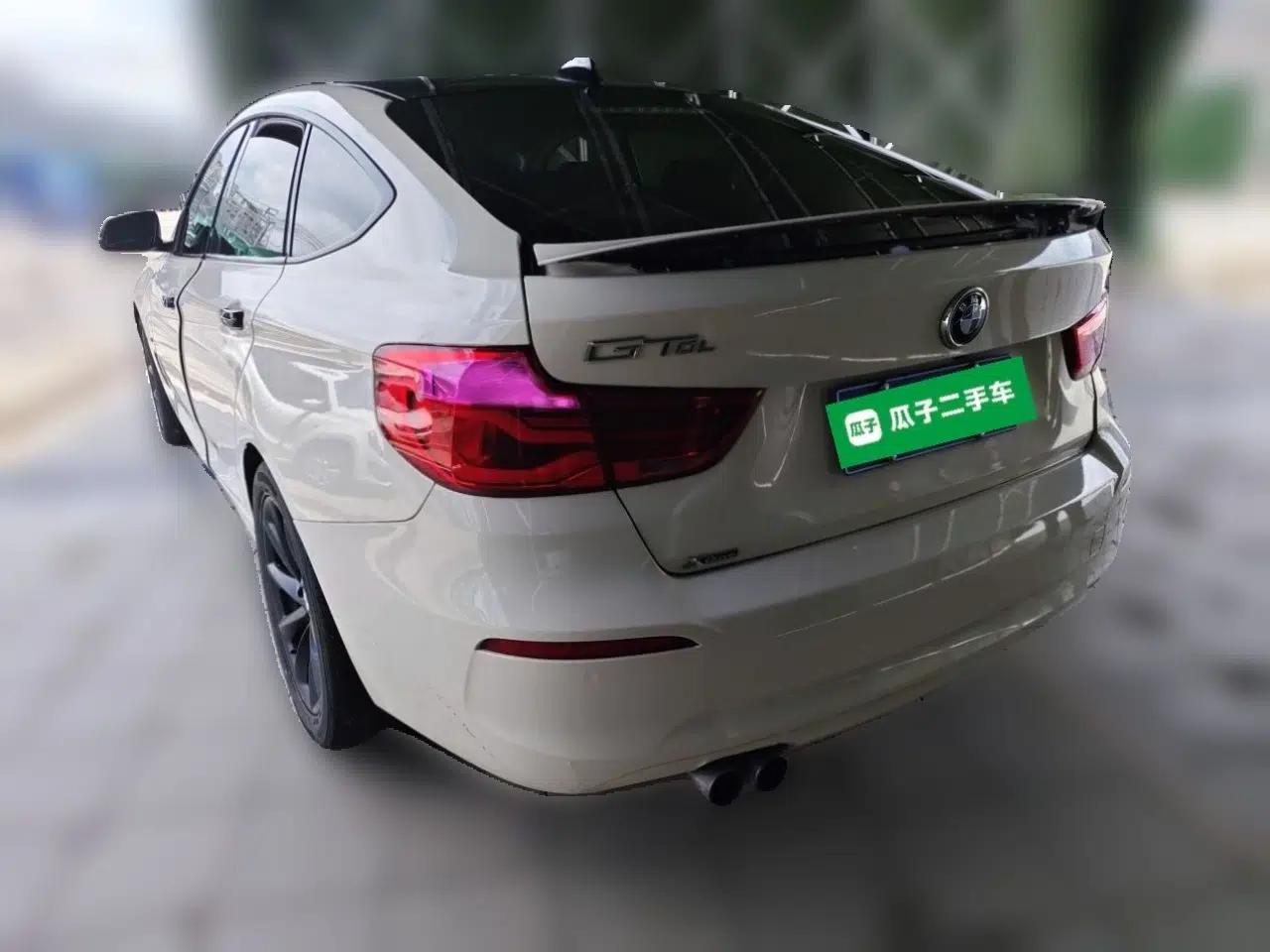BMW 3 Series GT 2018 320i Sport Edition — миниатюра 4