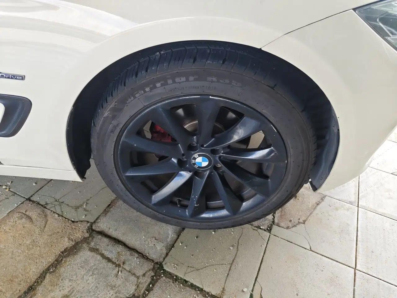 BMW 3 Series GT 2018 320i Sport Edition — миниатюра 8