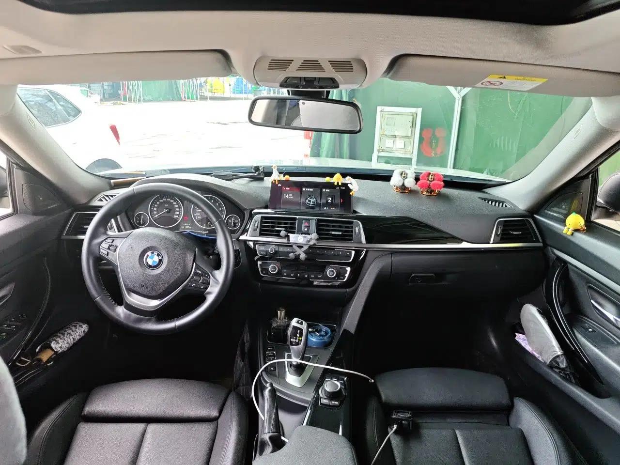 BMW 3 Series GT 2018 320i Sport Edition — миниатюра 9