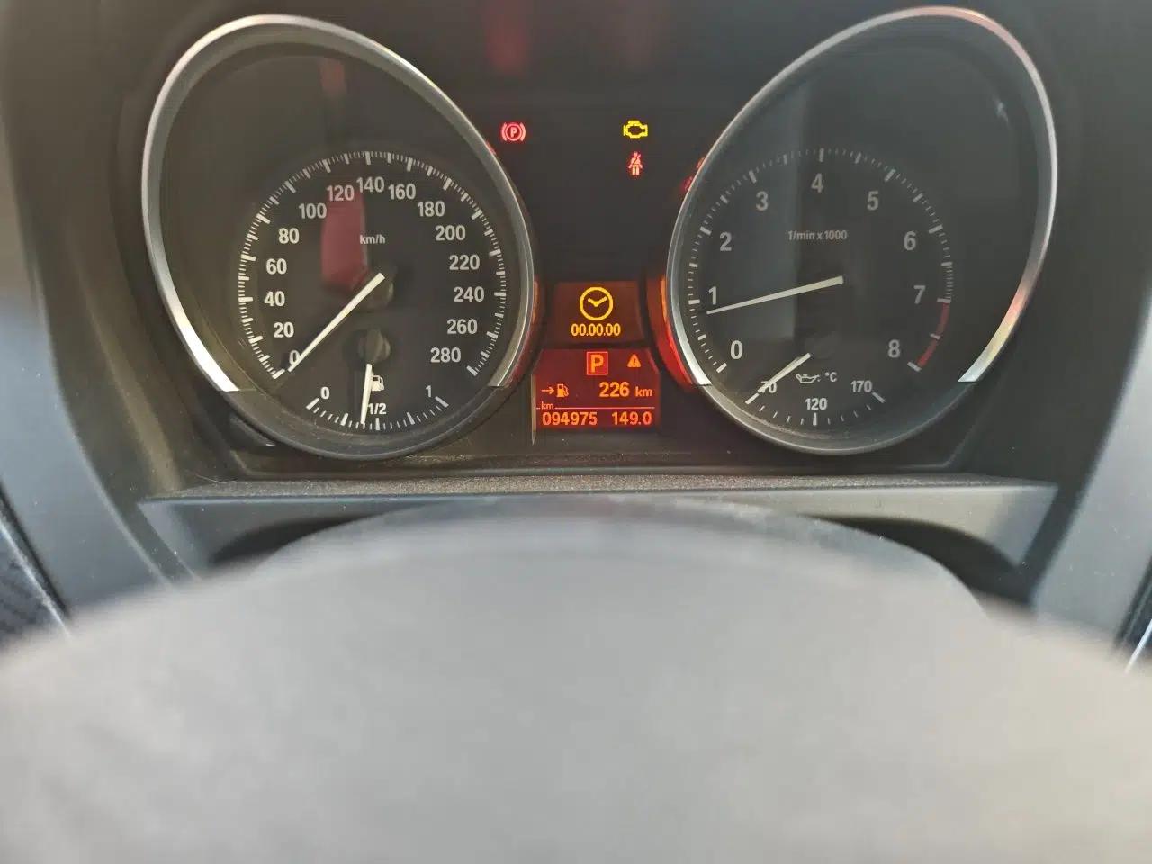 BMW Z4 2011 sDrive23i Flame Limited Edition — миниатюра 12