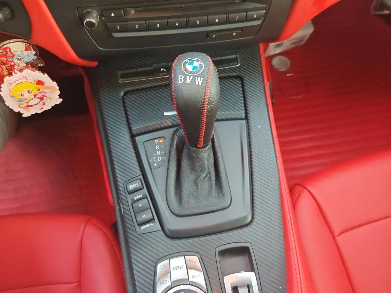 BMW Z4 2011 sDrive23i Flame Limited Edition — миниатюра 14
