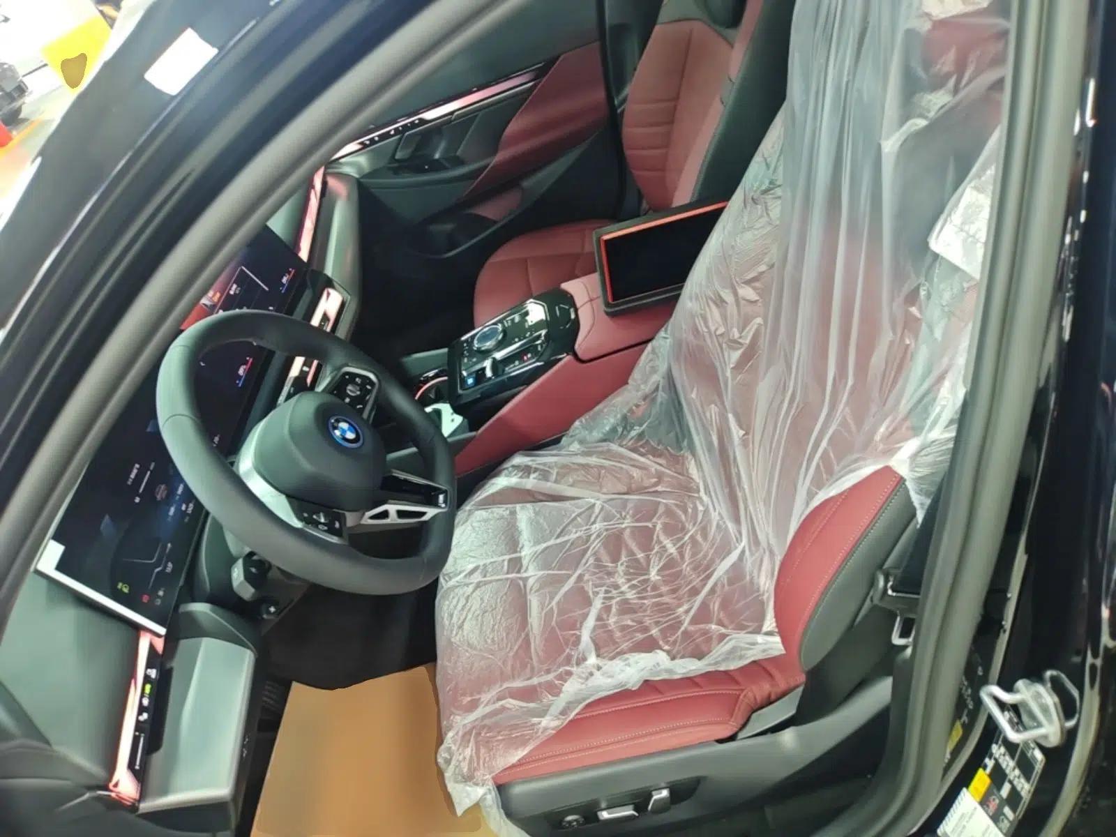BMW i5 2025 eDrive 40L M Sport Package — миниатюра 17
