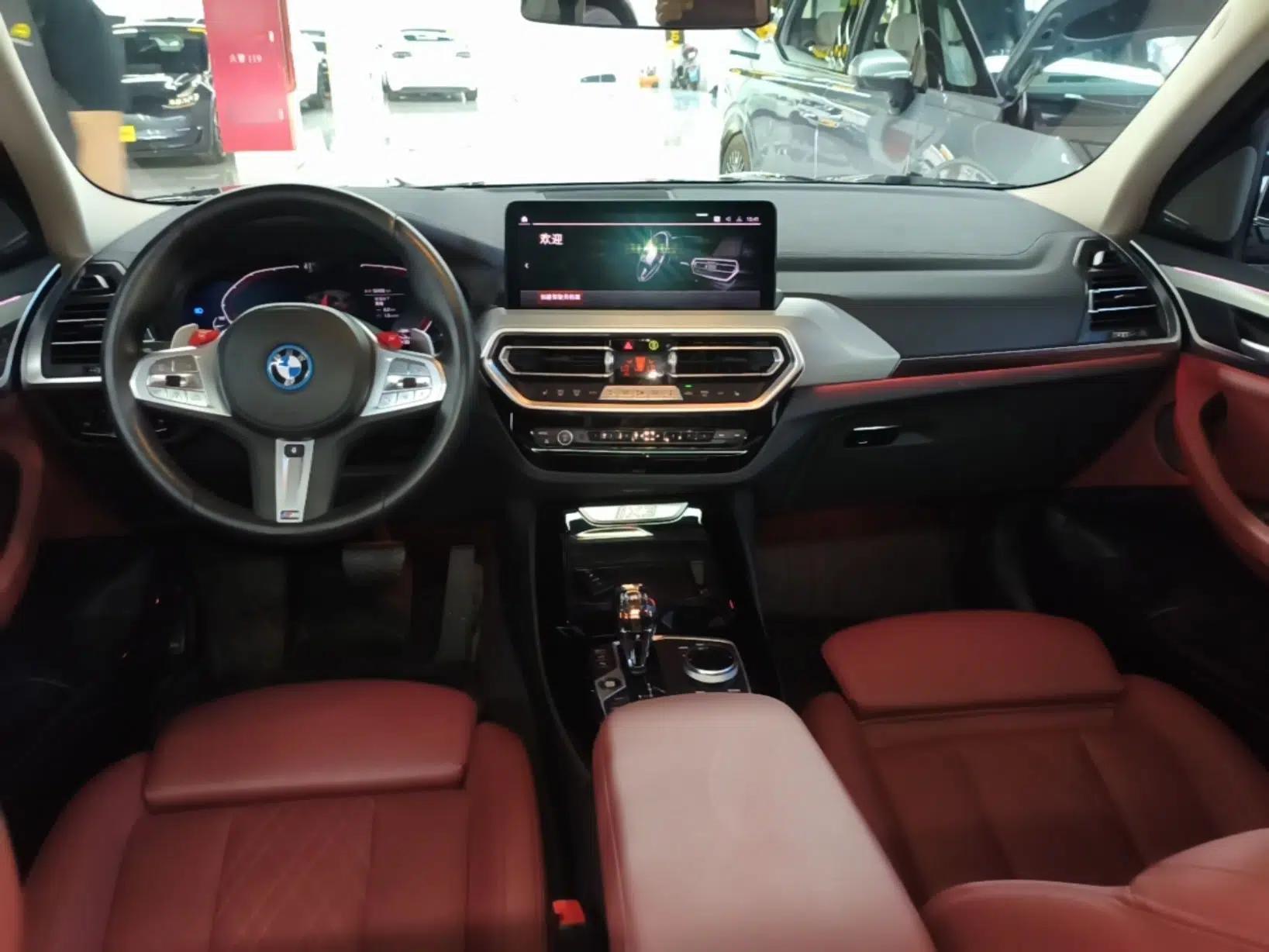 BMW iX3 2022 Updated Leading Type — миниатюра 12
