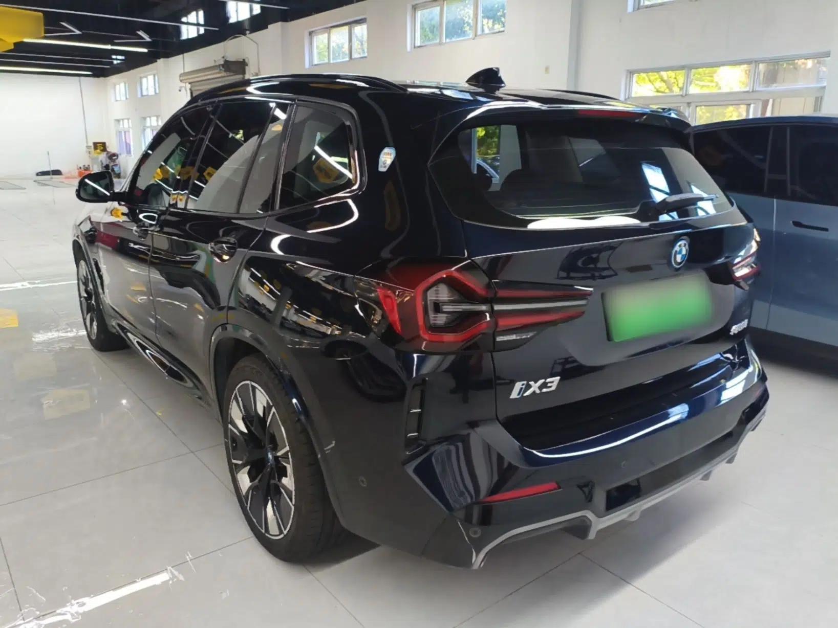 BMW iX3 2022 Updated Leading Type — миниатюра 4