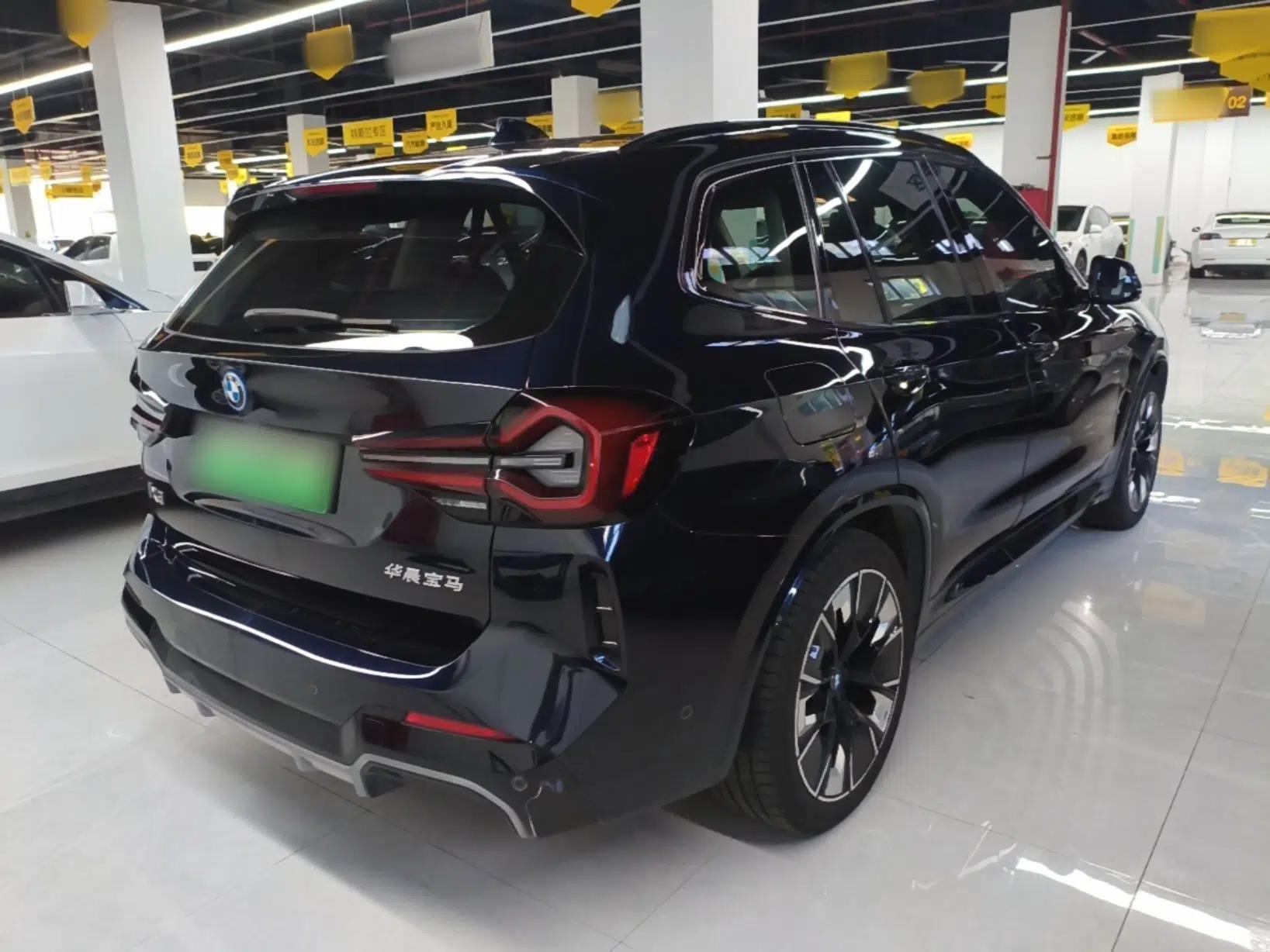 BMW iX3 2022 Updated Leading Type — миниатюра 6