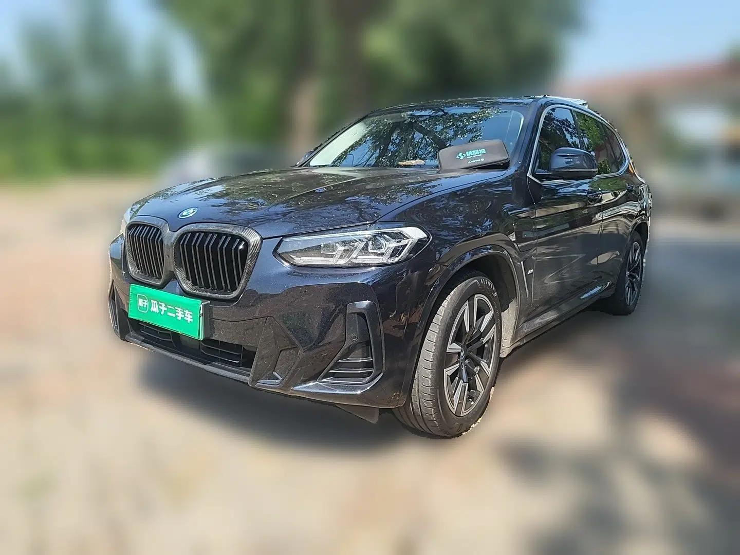 BMW iX3 2022 Updated Leading Version — миниатюра 1