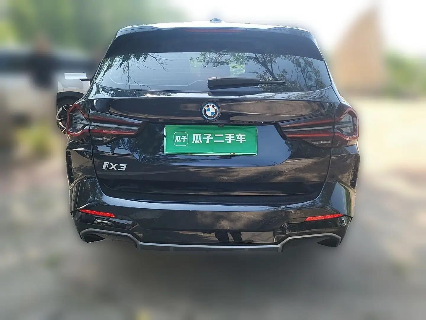 BMW iX3 2022 Updated Leading Version — миниатюра 5