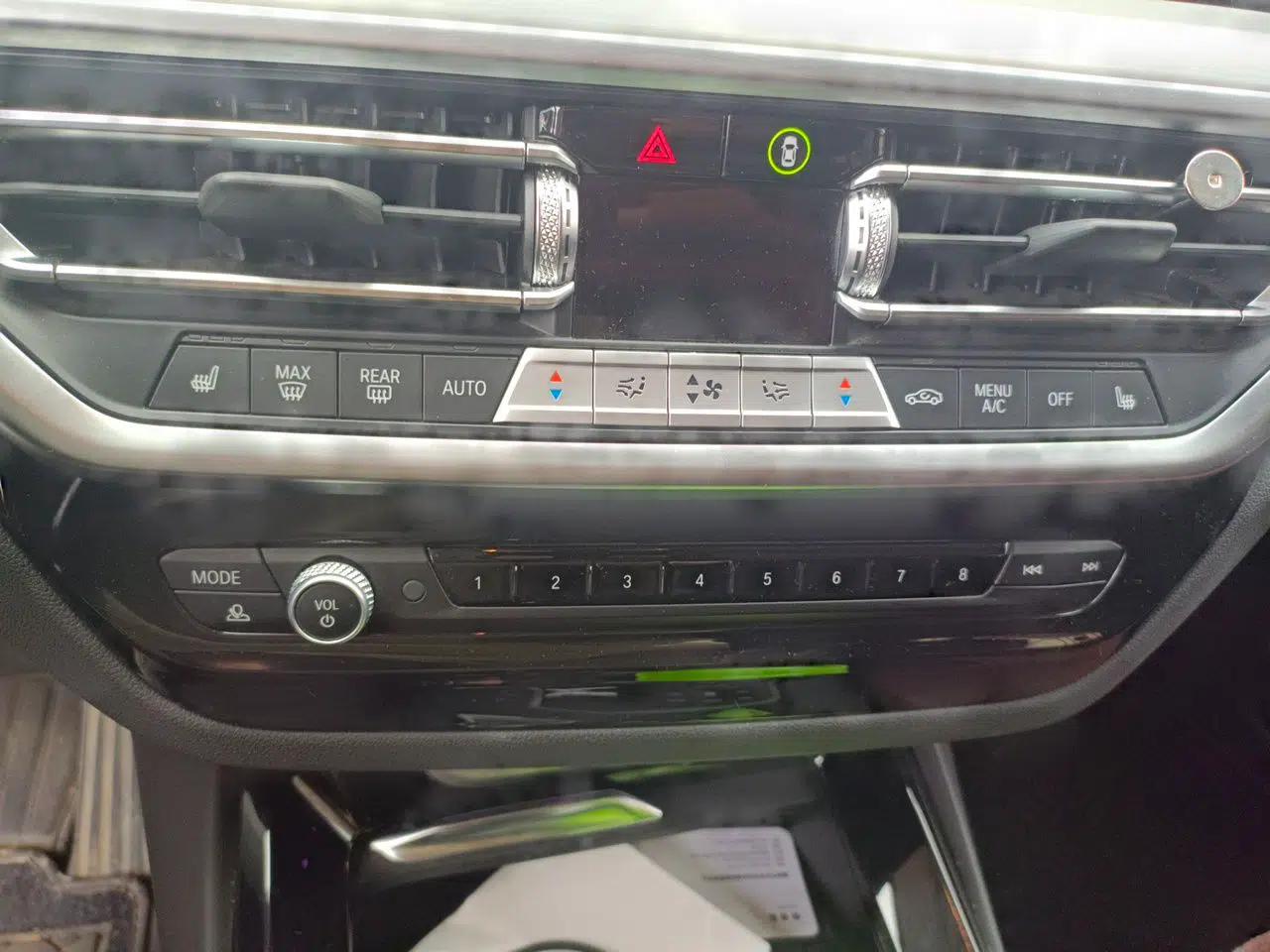 BMW iX3 2023 Leading Type — миниатюра 13