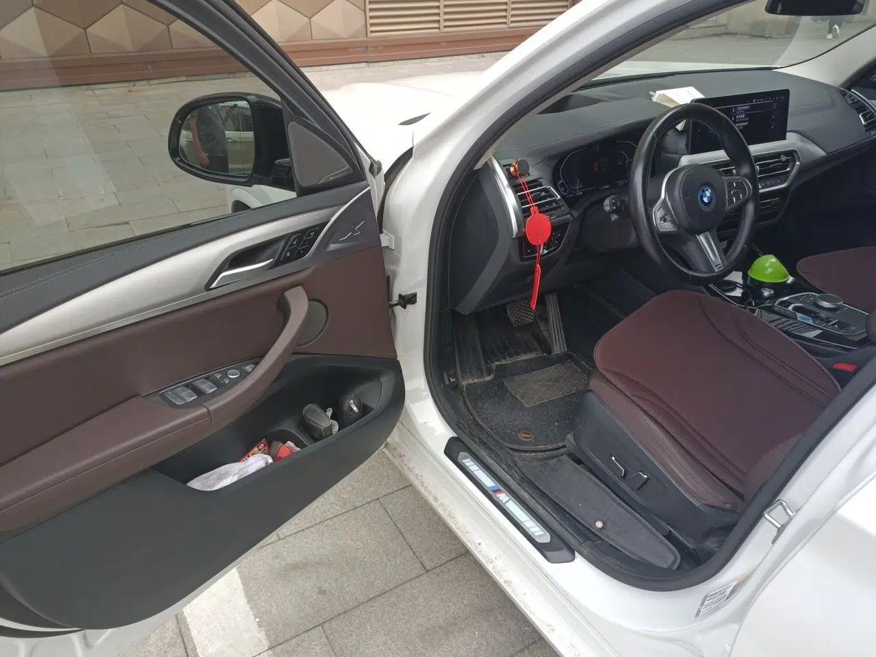 BMW iX3 2023 Leading Type — миниатюра 16