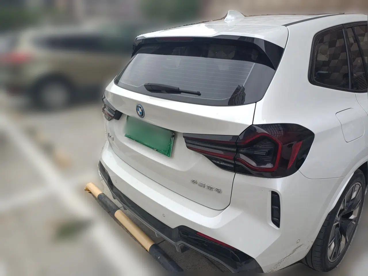 BMW iX3 2023 Leading Type — миниатюра 5