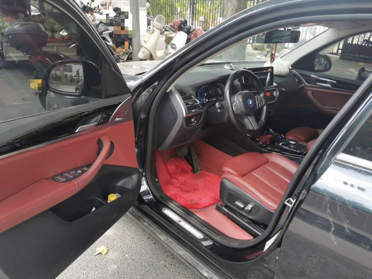 BMW iX3 2022 Updated Leading Version — миниатюра 16