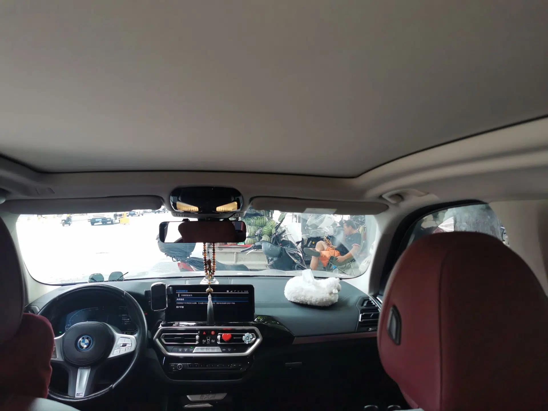 BMW iX3 2022 Updated Leading Version — миниатюра 18